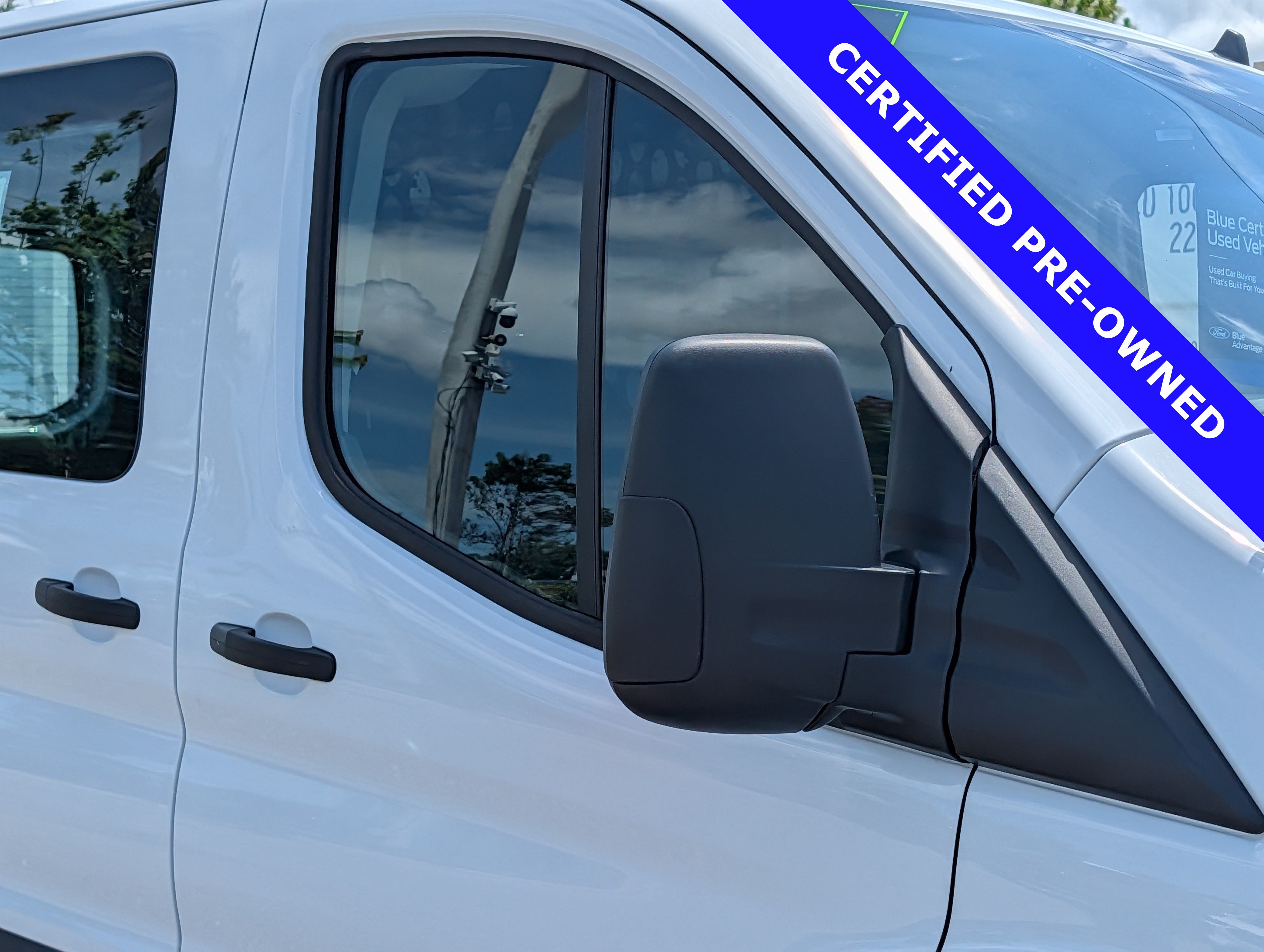 Certified 2025 Ford Transit 250 Low Roof w/ Exterior Upgrade Package RWD image 10