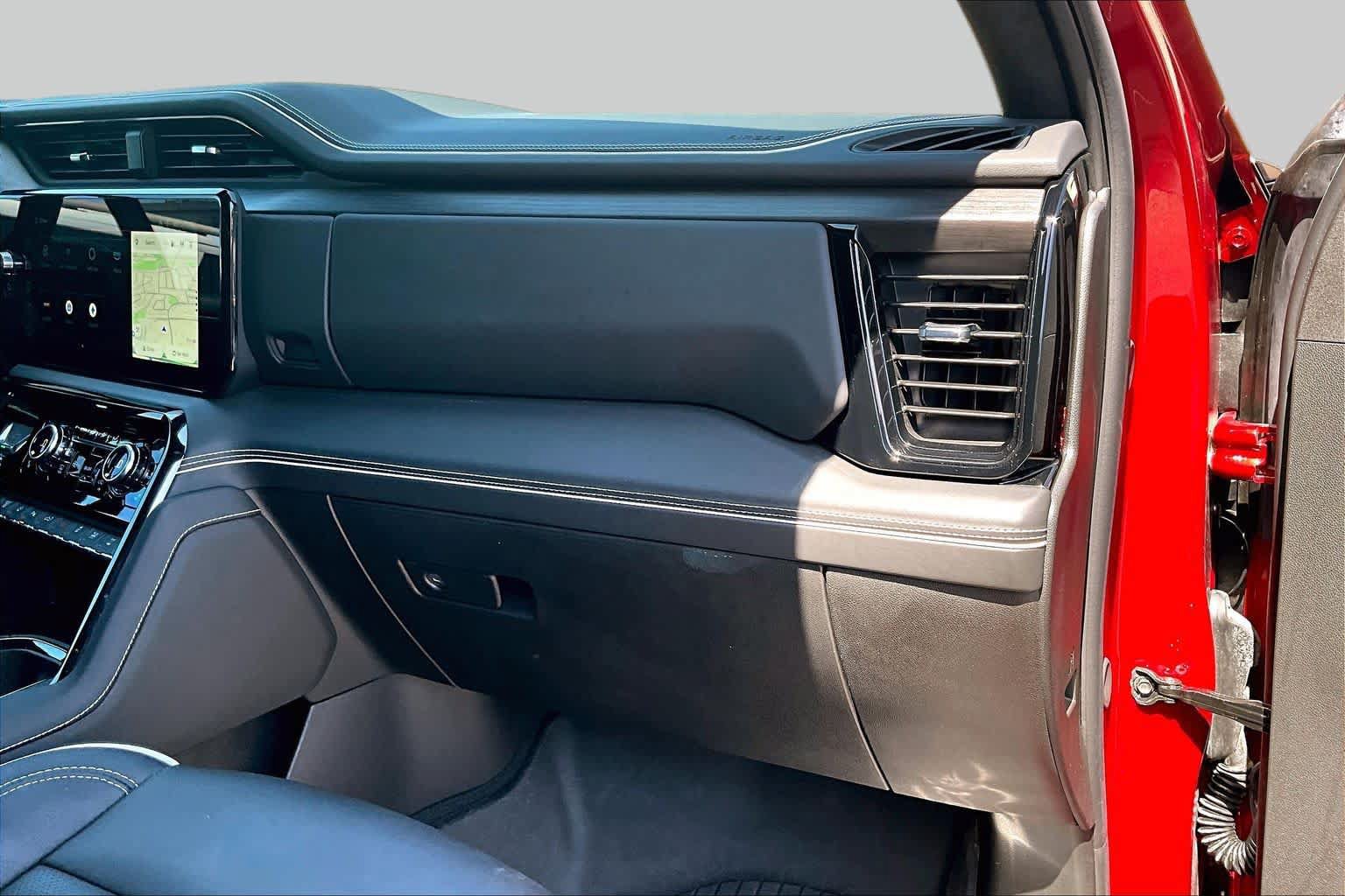 Used 2025 GMC Sierra 2500 AT4X w/ AT4X AEV Edition AWD/4WD image 19