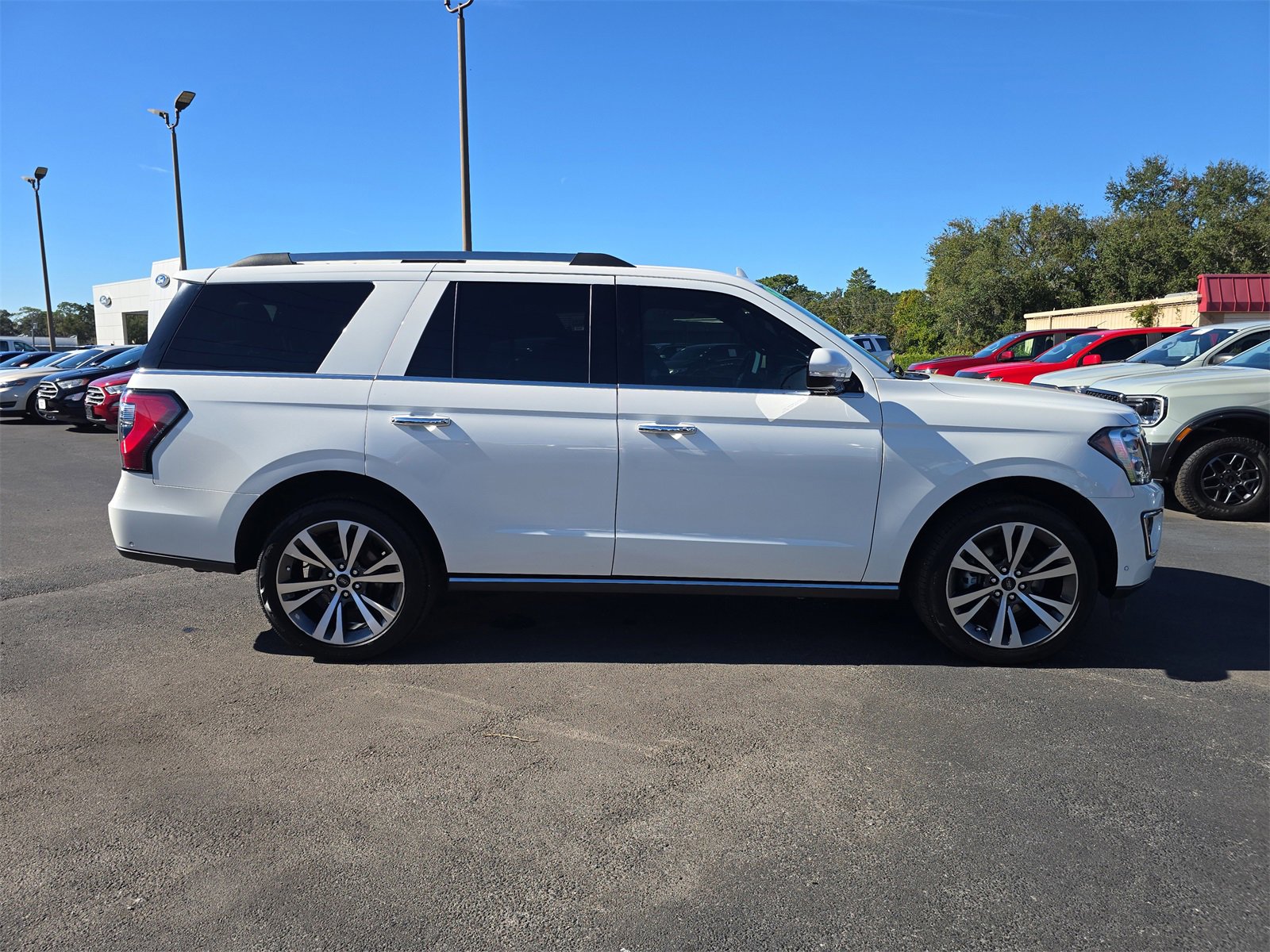 Certified 2021 Ford Expedition Limited image 3