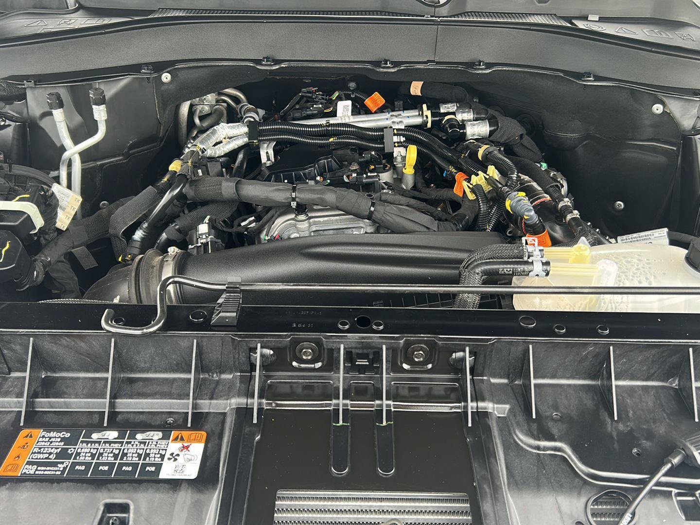 Certified 2025 Ford Explorer Active RWD image 27