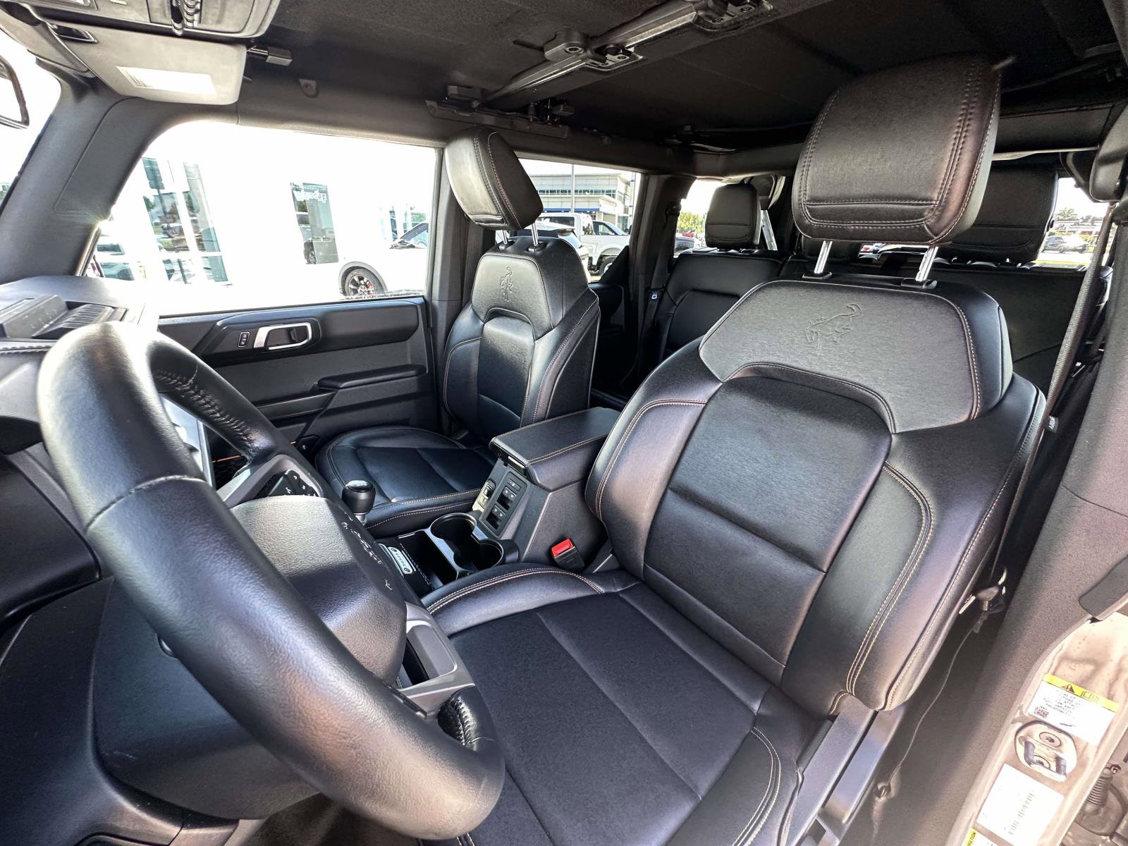 Certified 2024 Ford Bronco Badlands w/ Sasquatch Package AWD/4WD image 19