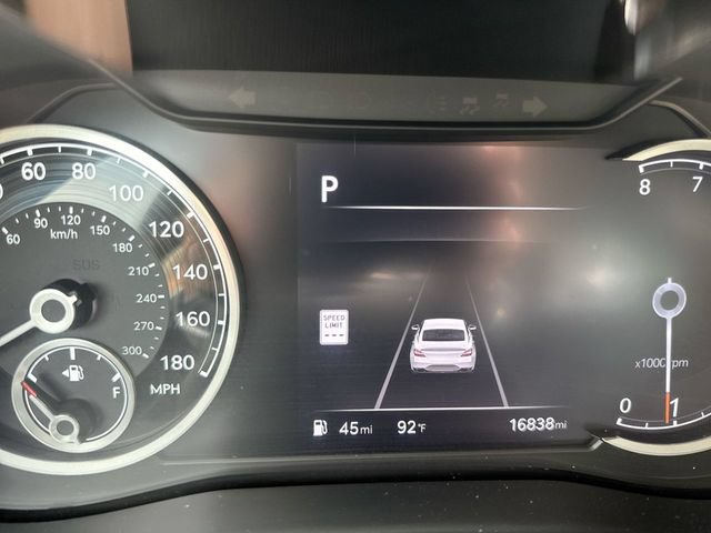 Used 2026 Genesis G70 2.5T RWD image 15