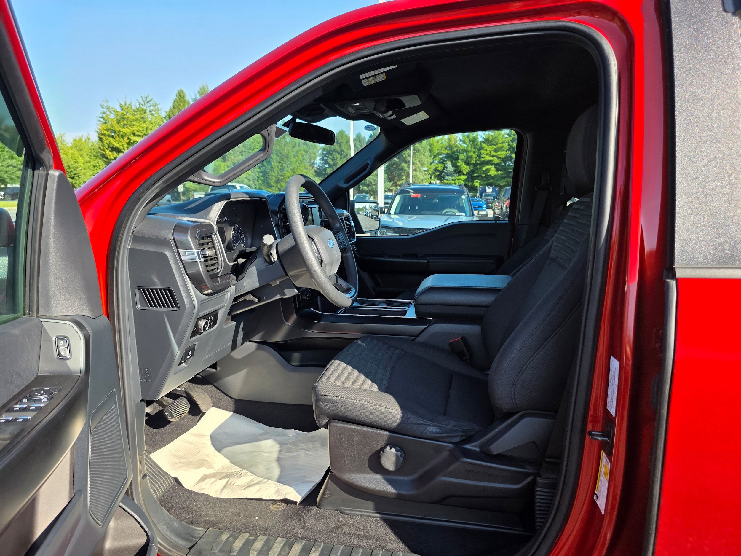 Certified 2023 Ford F150 XL w/ STX Appearance Package AWD/4WD image 21
