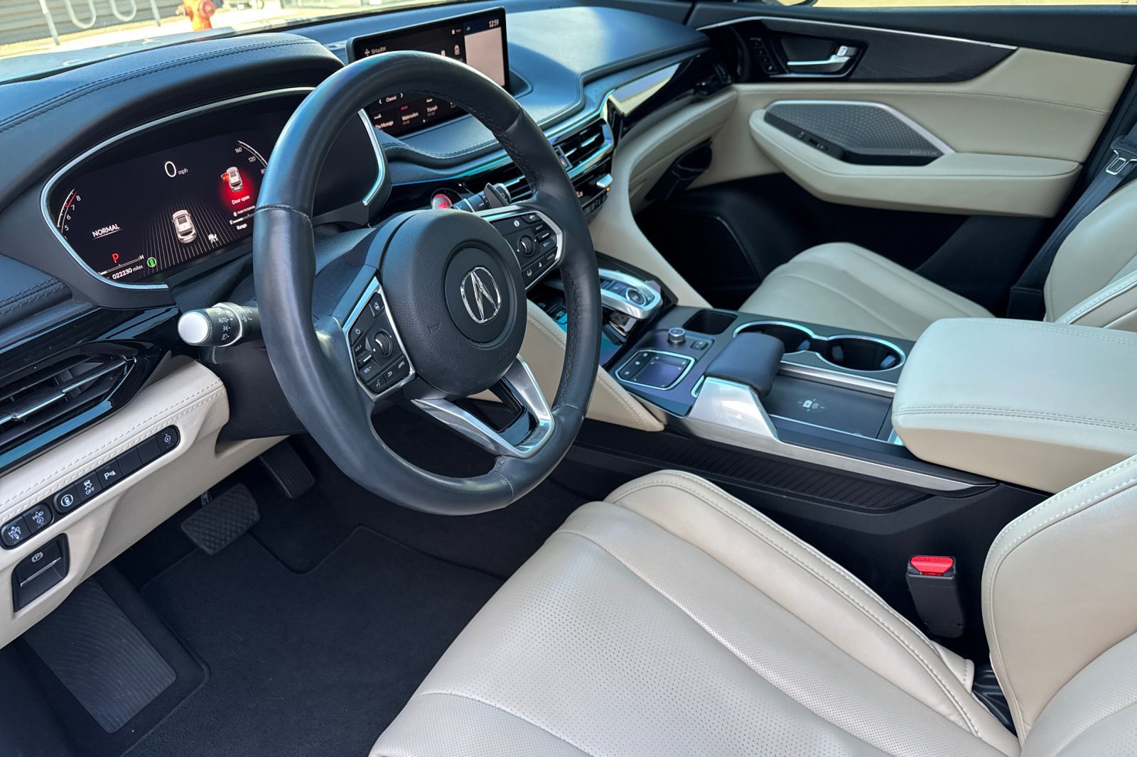 Used 2023 Acura MDX w/ Advance Package AWD/4WD image 10