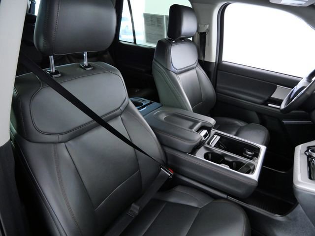Certified 2025 Ford Expedition Max Active AWD/4WD image 12