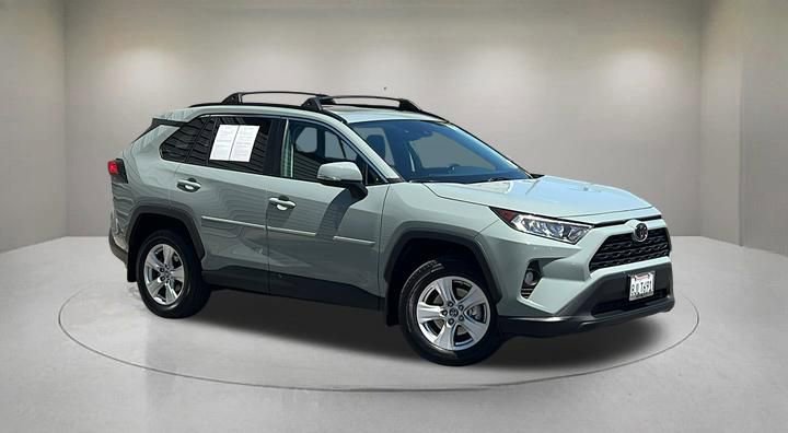 Used 2019 Toyota RAV4 XLE w/ All Weather Liner Package
