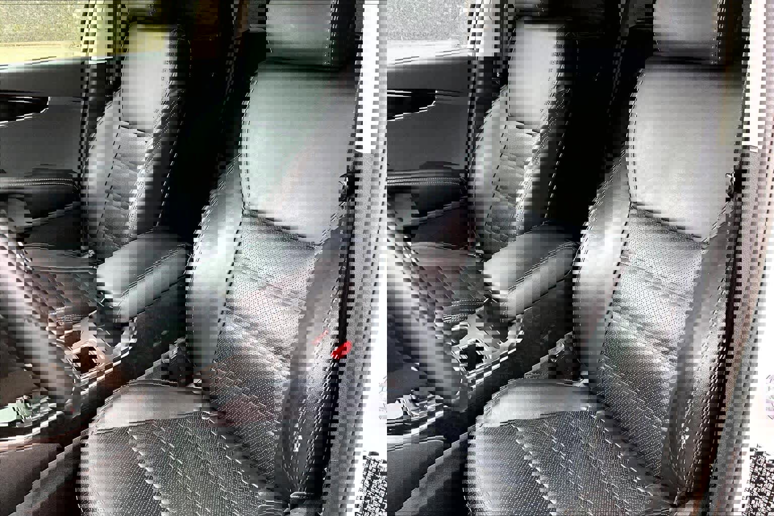 Used 2018 Kia Sorento EX image 10