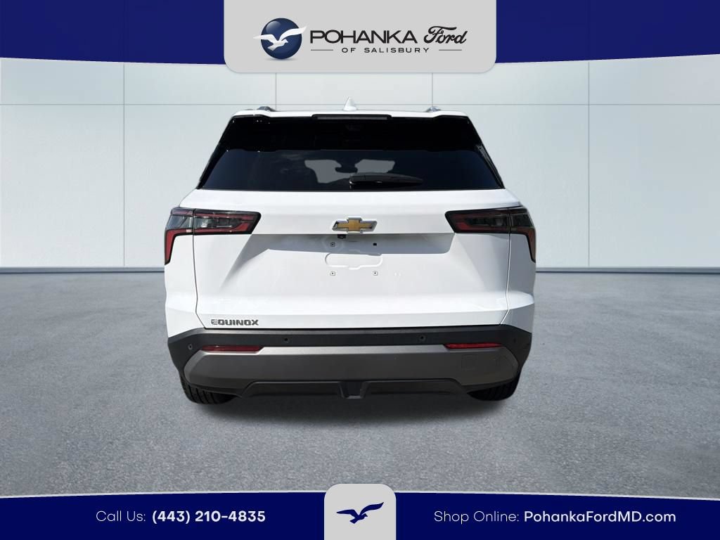 Used 2025 Chevrolet Equinox LT w/ Convenience Package II FWD image 6