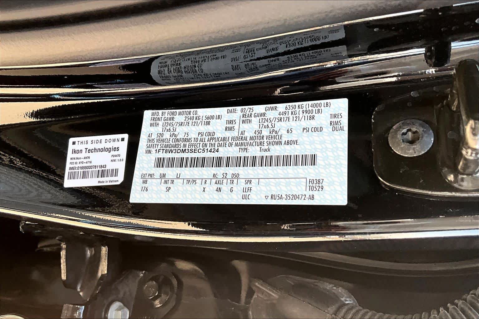 Certified 2025 Ford F350 King Ranch AWD/4WD image 33