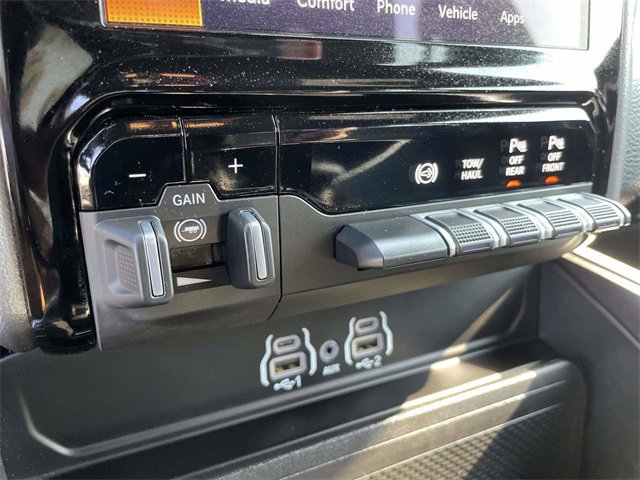 Used 2025 RAM 3500 Big Horn image 26