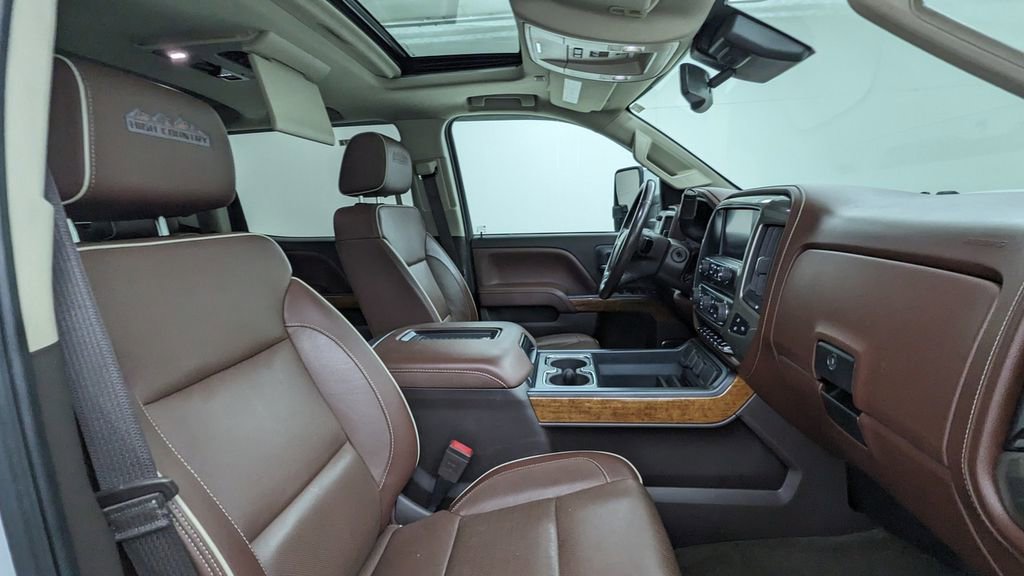 Used 2017 Chevrolet Silverado 3500 High Country image 40