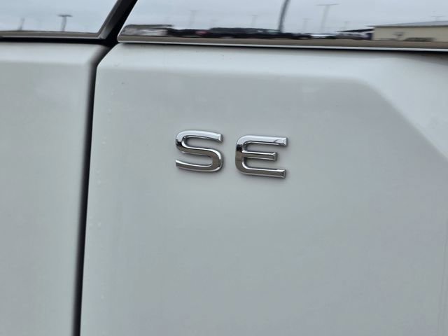 Used 2024 Volkswagen Atlas SE w/ Black Wheel Package image 31