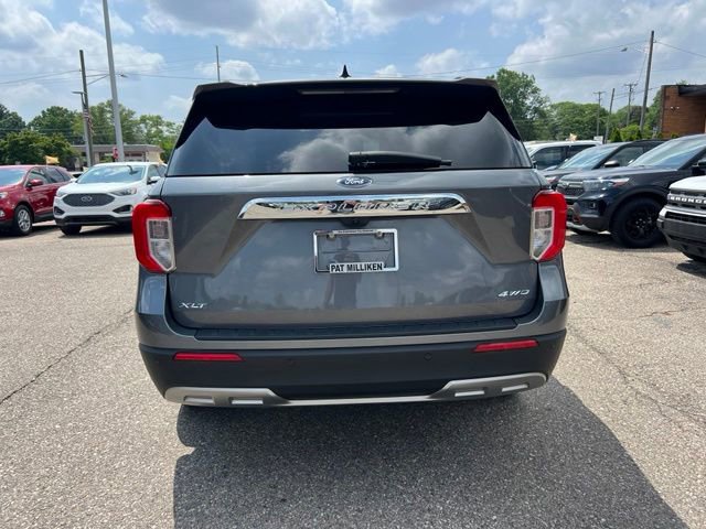 Certified 2023 Ford Explorer XLT w/ Equipment Group 202A AWD/4WD image 5