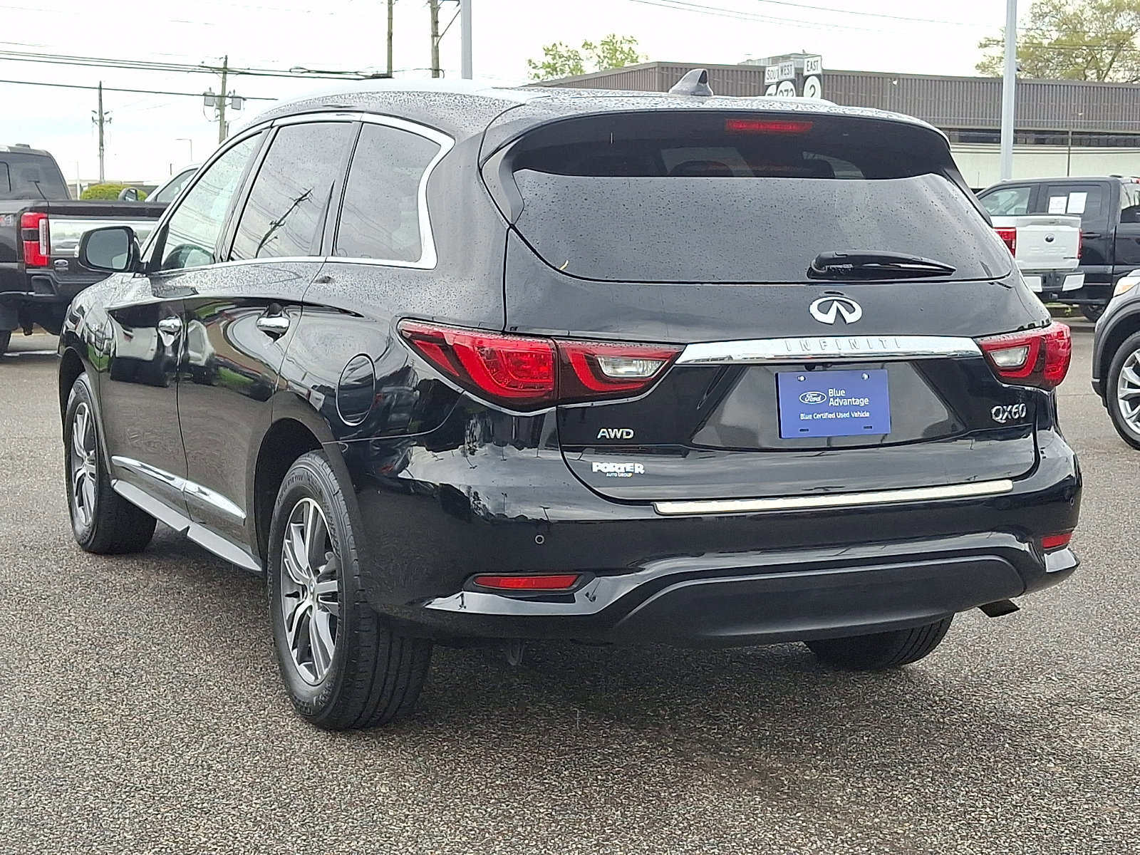 Used 2020 INFINITI QX60 Luxe w/ Essential Package image 5
