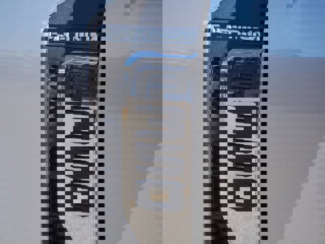 Certified 2023 Ford F350 Platinum image 21