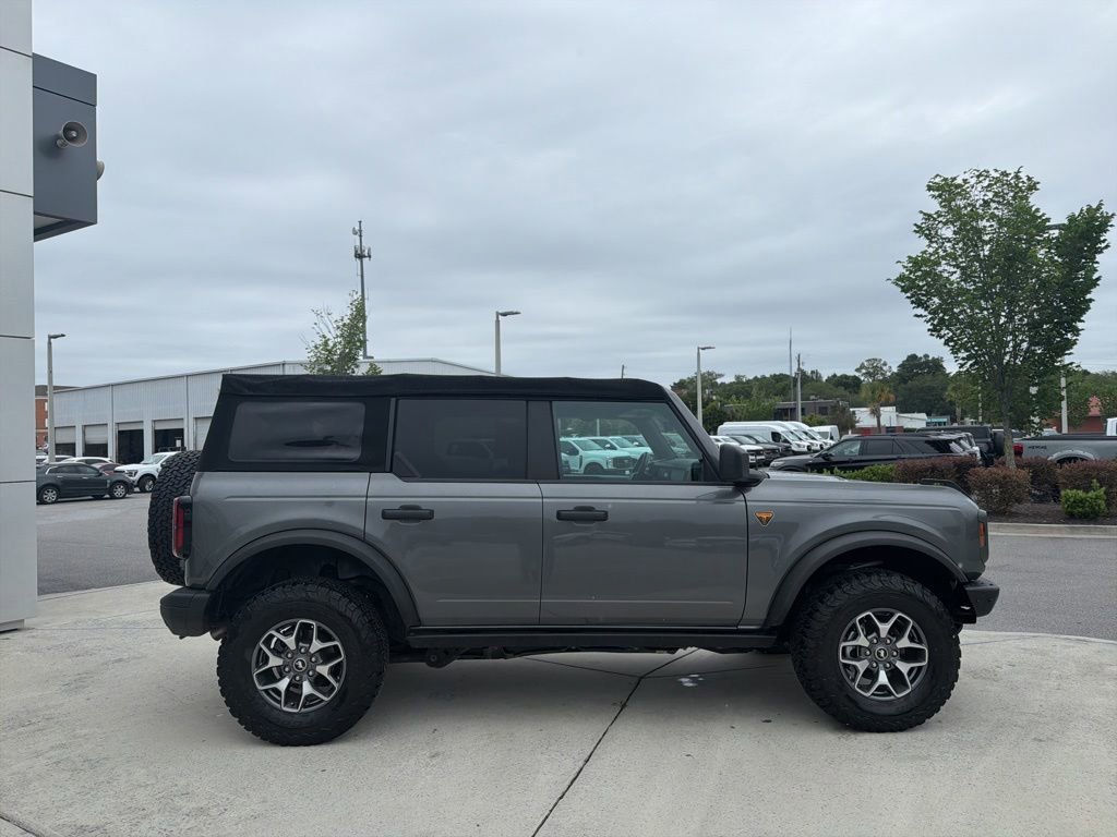 Certified 2022 Ford Bronco Badlands AWD/4WD image 2