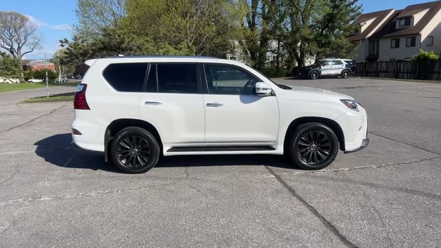 Used 2022 Lexus GX 460 Luxury w/ Sport Design Package AWD/4WD image 49