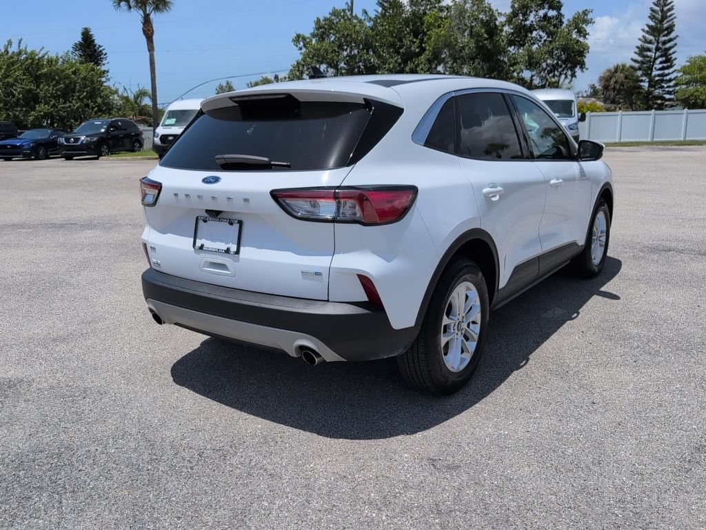 Certified 2020 Ford Escape SE AWD/4WD image 3