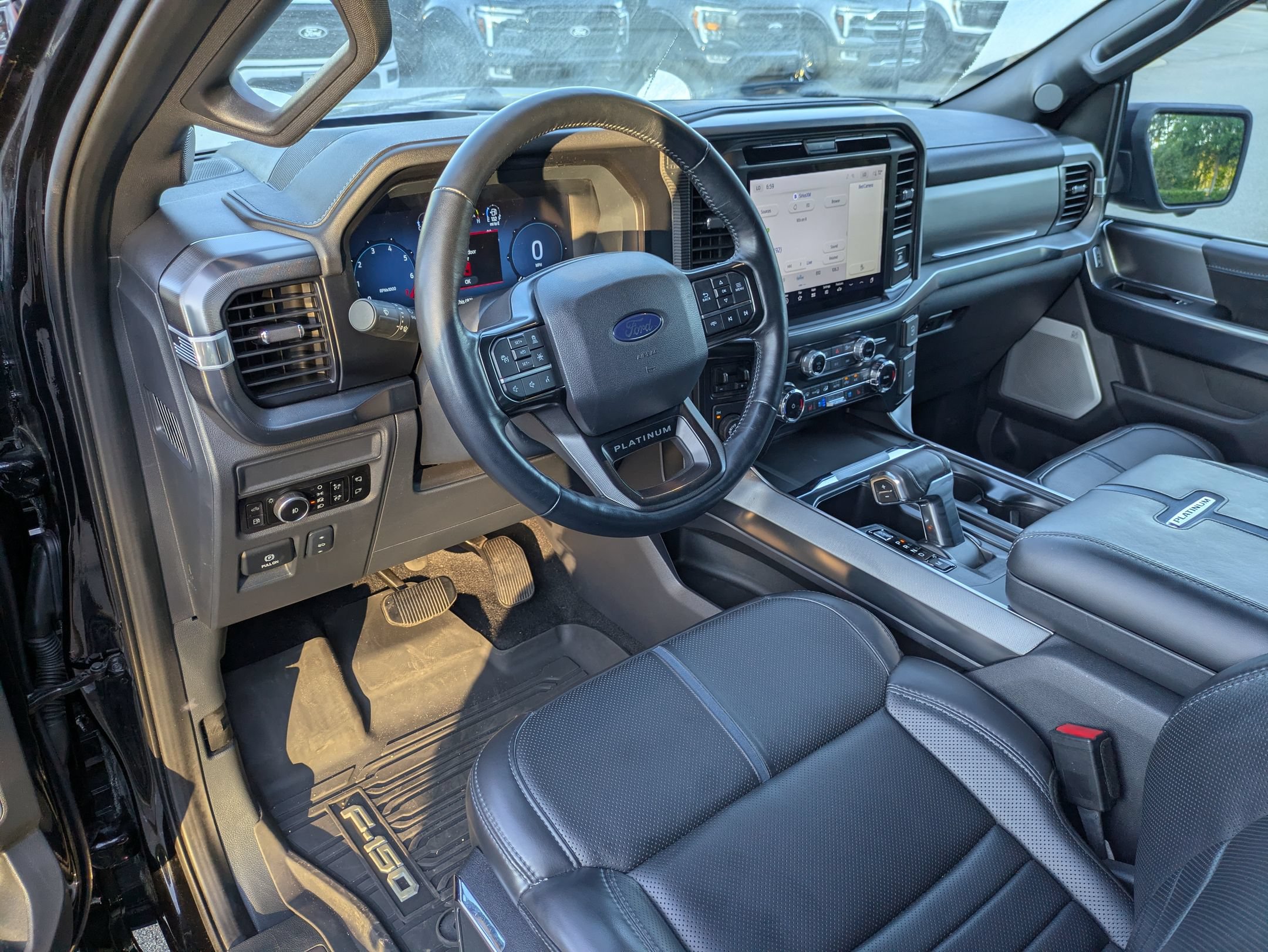 Certified 2025 Ford F150 Platinum w/ Equipment Group 702A High AWD/4WD image 15