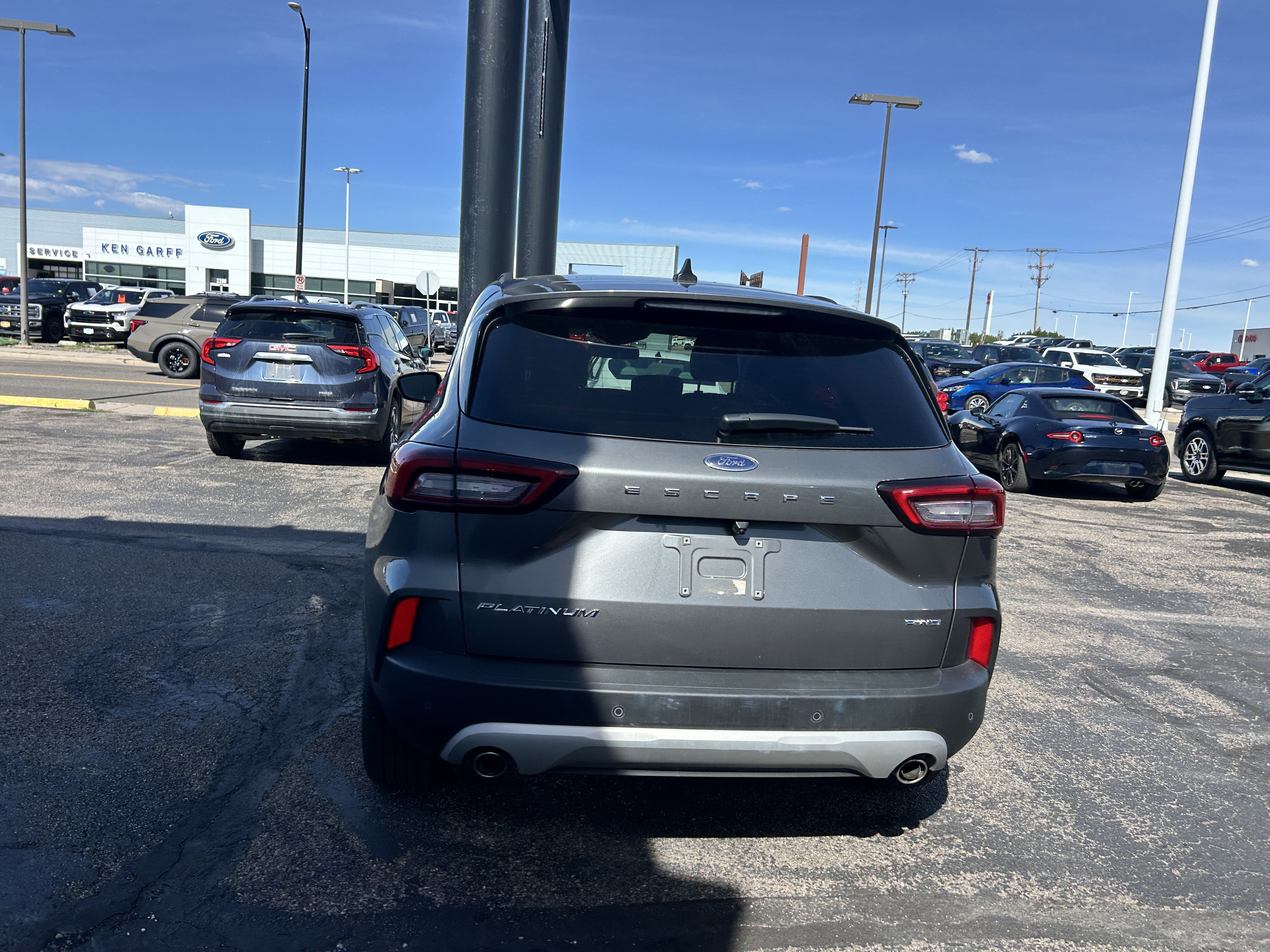 Certified 2025 Ford Escape Platinum AWD/4WD image 5