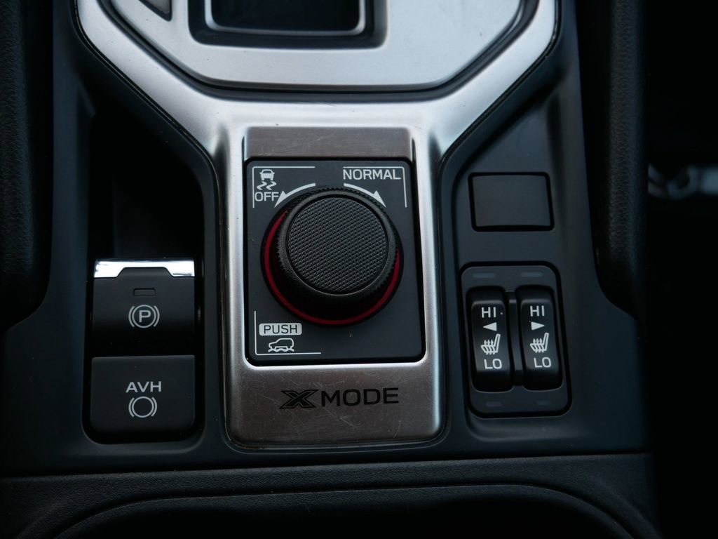 Used 2020 Subaru Forester Premium AWD/4WD image 25