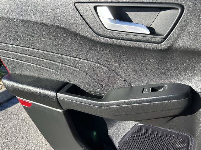 Certified 2024 Ford Escape ST-Line w/ Tech Pack #1 AWD/4WD image 16