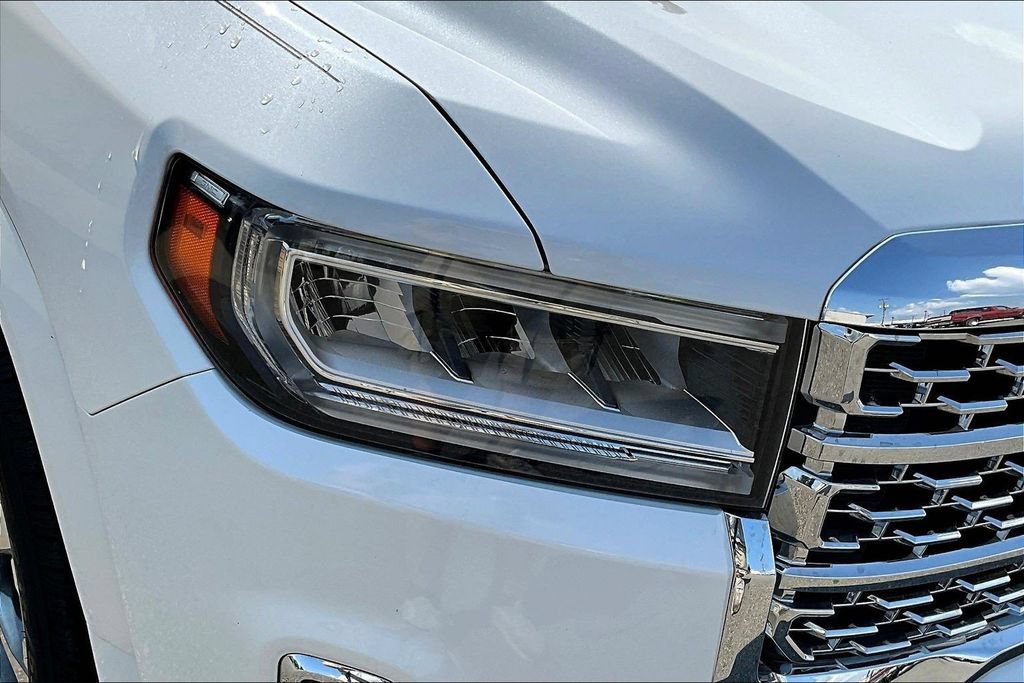Used 2021 GMC Acadia Denali w/ Denali Technology Package FWD image 35