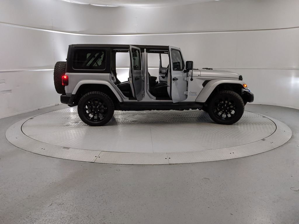 Used 2023 Jeep Wrangler Unlimited Sahara image 8