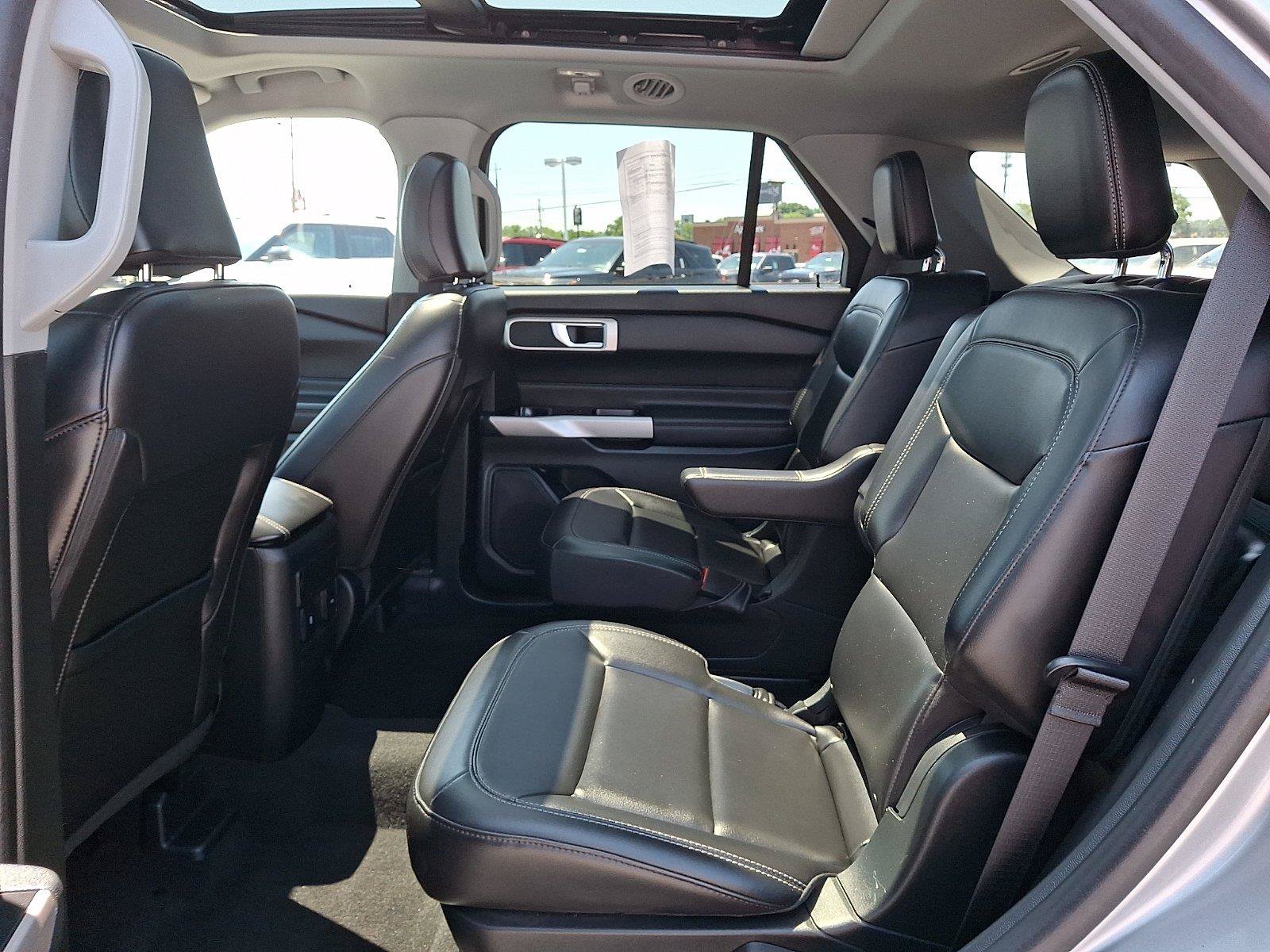 Certified 2023 Ford Explorer XLT w/ Equipment Group 202A AWD/4WD image 12
