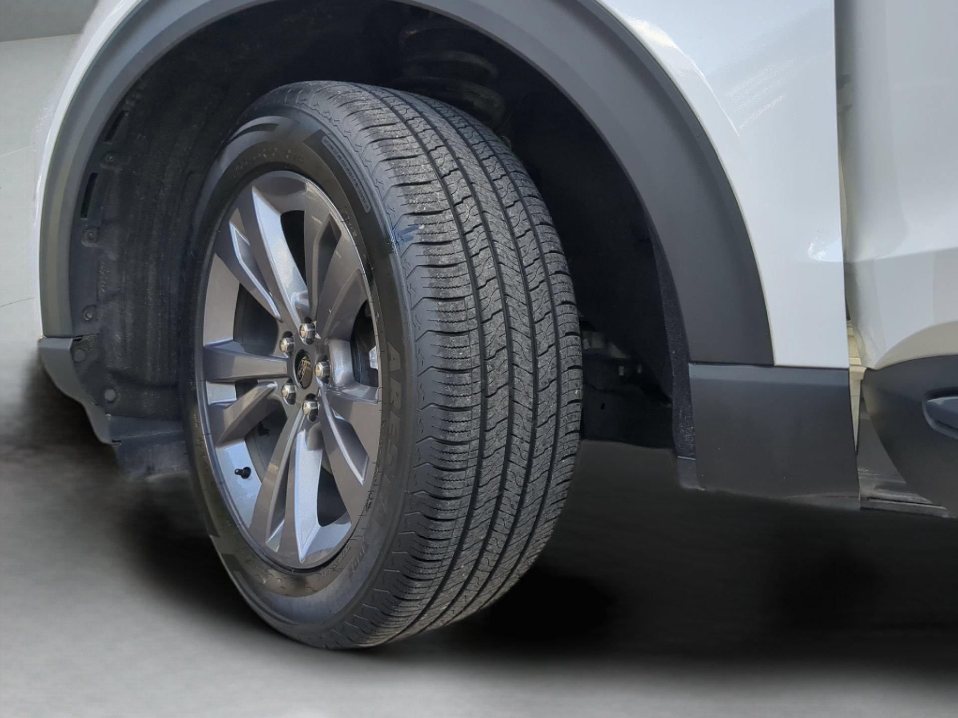 Certified 2022 Ford Explorer XLT w/ Equipment Group 202A RWD image 73