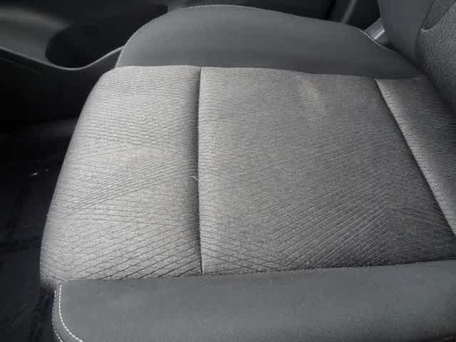 Used 2025 Nissan Rogue SV AWD/4WD image 32