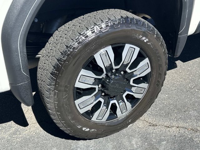 Used 2024 GMC Sierra 2500 Denali w/ Denali Reserve Package AWD/4WD image 5