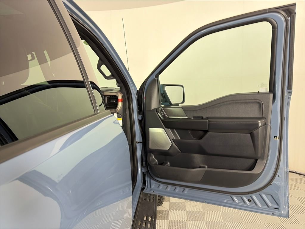 Certified 2023 Ford F150 Raptor w/ Raptor 37 Performance Package image 32