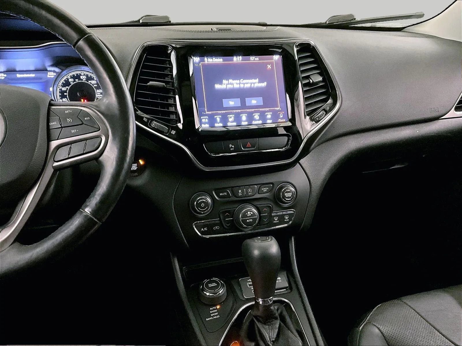 Used 2019 Jeep Cherokee Limited AWD/4WD image 6