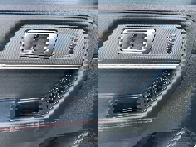 Certified 2025 Ford Explorer ST-Line w/ ST-Line Street Pack image 12