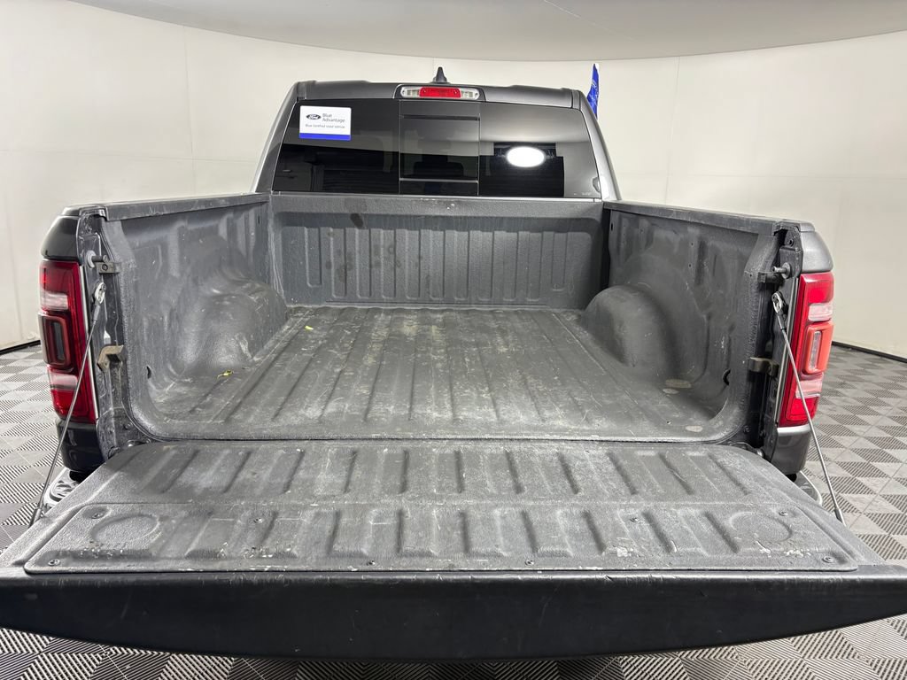 Used 2019 RAM 1500 Laramie AWD/4WD image 31