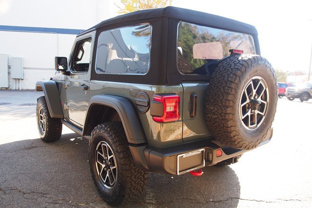 Used 2024 Jeep Wrangler Rubicon image 3