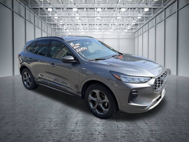 Certified 2024 Ford Escape ST-Line AWD/4WD image 4