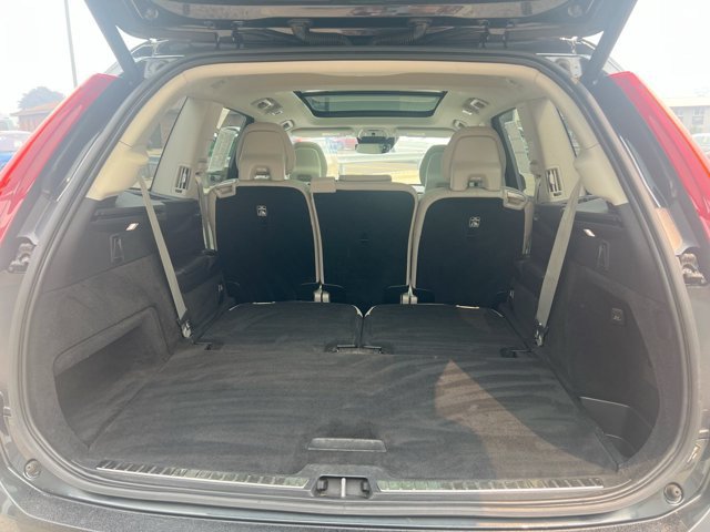 Used 2021 Volvo XC90 T6 Momentum AWD/4WD image 26