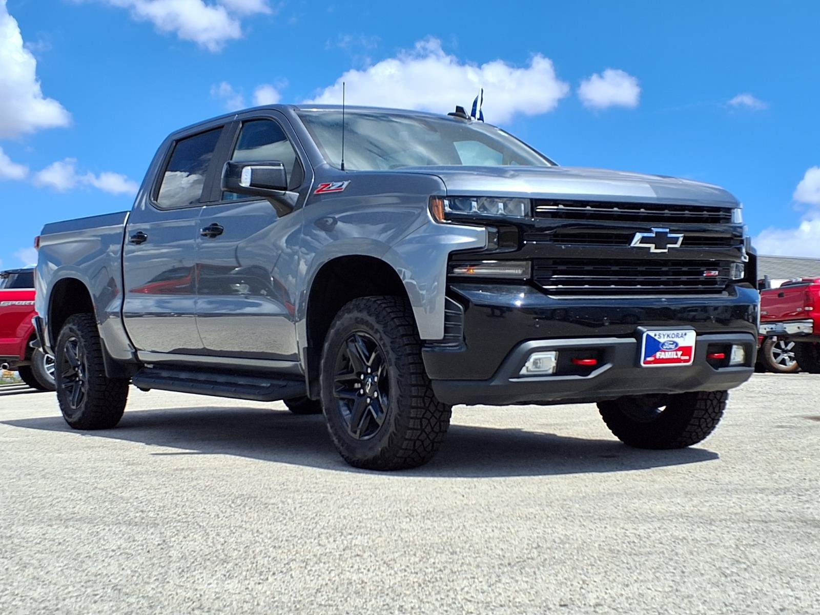 Used 2020 Chevrolet Silverado 1500 LT Trail Boss AWD/4WD image 3