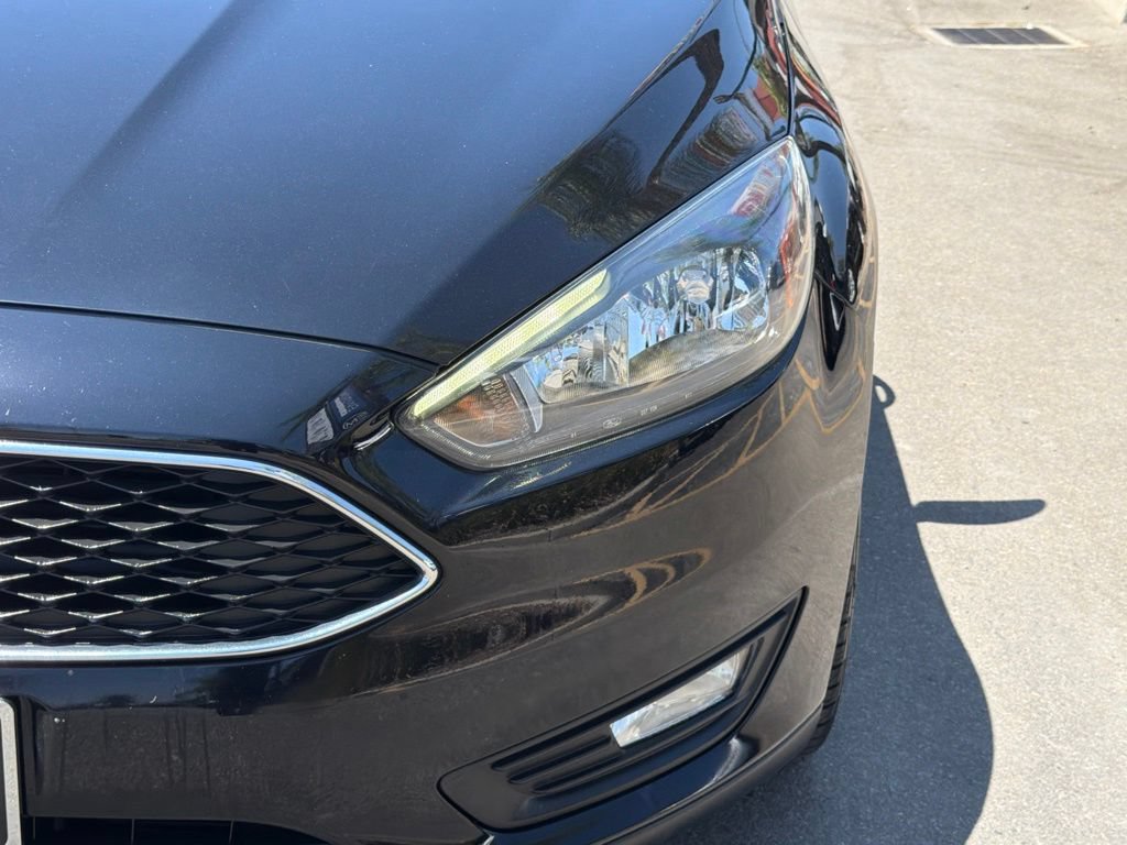 Certified 2017 Ford Focus SEL FWD image 14