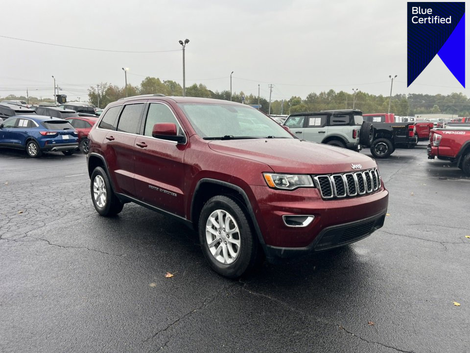 Used 2021 Jeep Grand Cherokee Laredo image 1