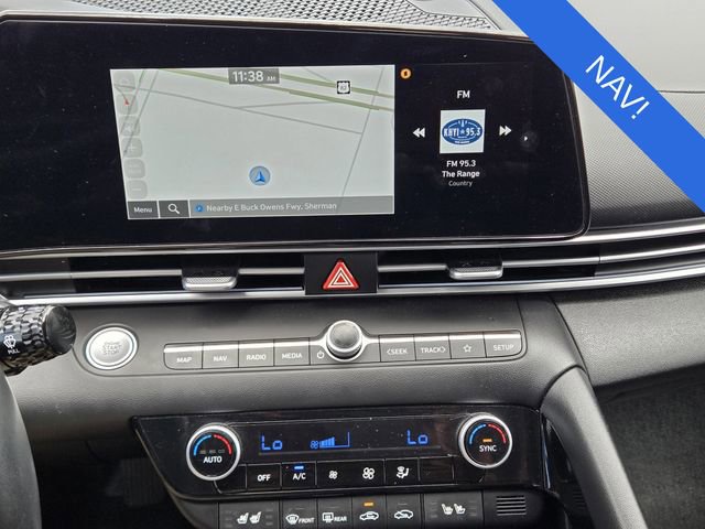 Used 2025 Hyundai Elantra Limited FWD image 16