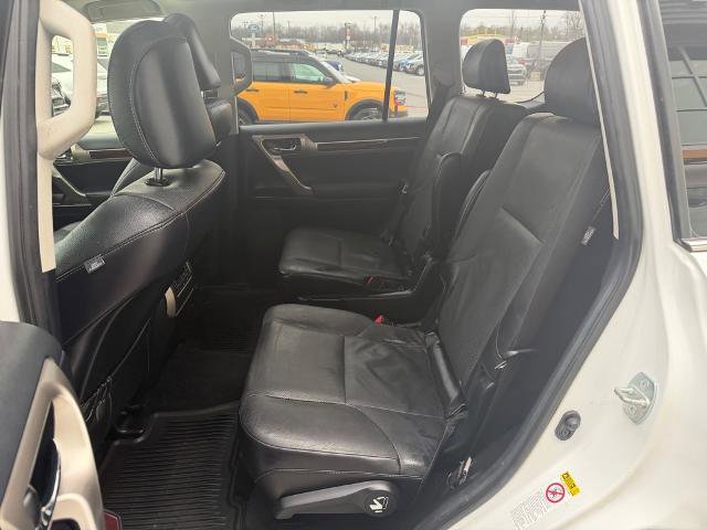 Used 2017 Lexus GX 460 image 11