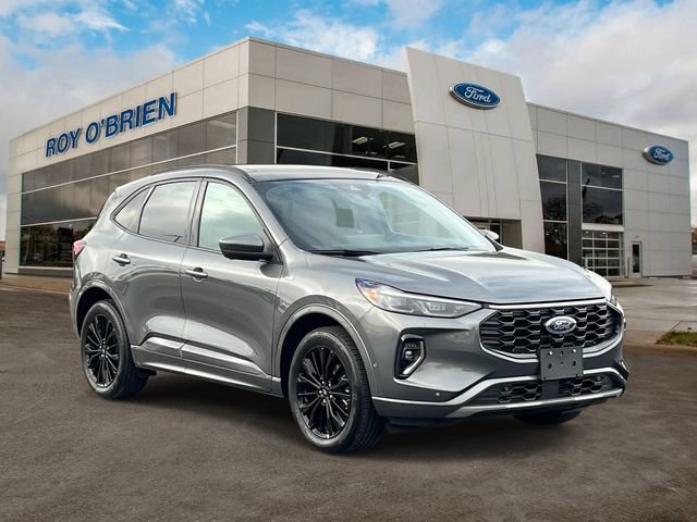 Certified 2023 Ford Escape ST-Line Elite w/ Premium Technology Package AWD/4WD image 6