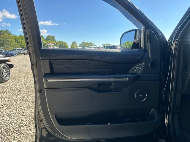 Certified 2024 Ford Expedition Platinum AWD/4WD image 28