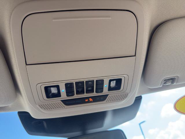 Certified 2023 Ford Explorer Platinum w/ Technology Package AWD/4WD image 31