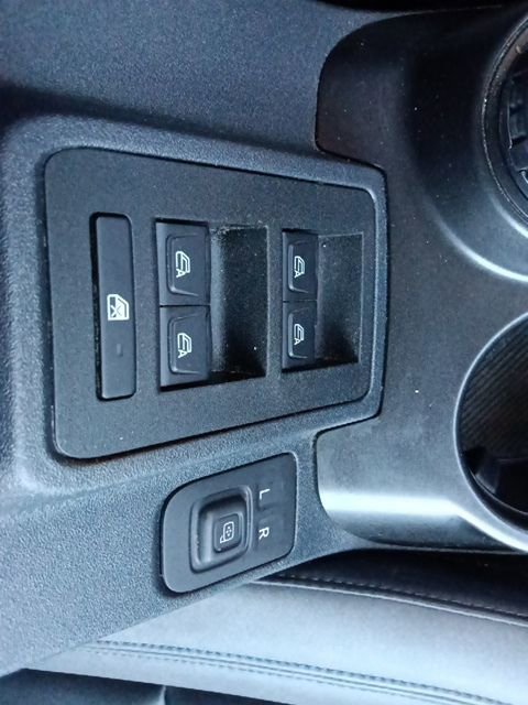 Certified 2021 Ford Bronco Black Diamond w/ Sasquatch Package image 25