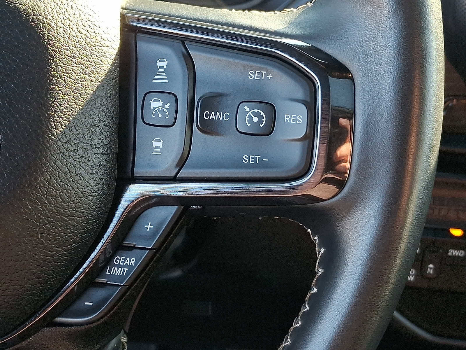 Used 2024 RAM 2500 Limited image 24