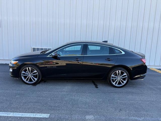 Used 2024 Chevrolet Malibu LT FWD image 2